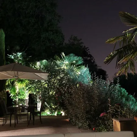 Le Vallon De Saint Andre Bed & Breakfast Limonest