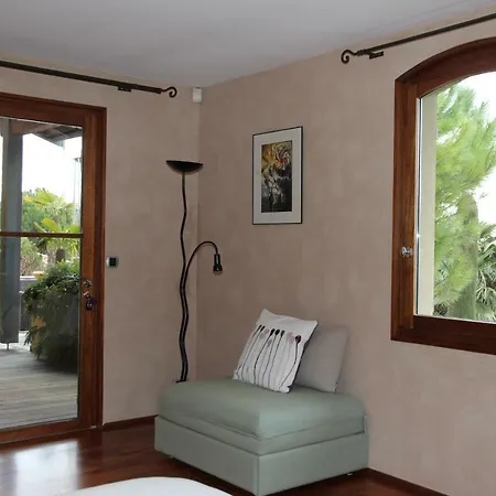 Le Vallon De Saint André Couette-café 3*