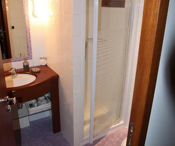 Le Vallon De Saint André Bed & Breakfast 3*
